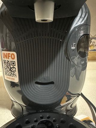 Cafetera Bosch Tassimo Negra con su caja