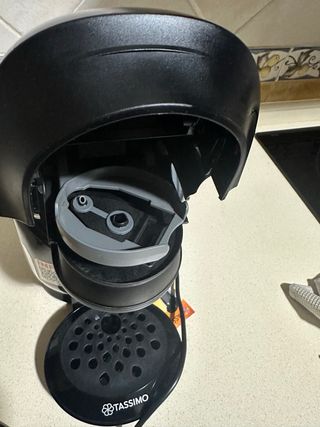 Cafetera Bosch Tassimo Negra con su caja