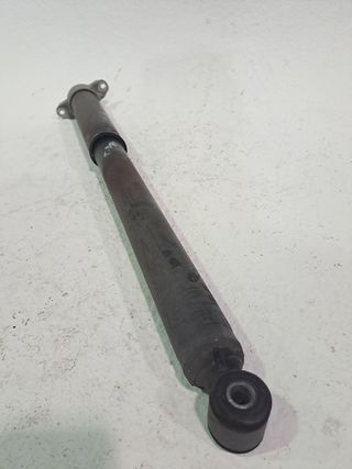 AMORTIGUADOR TRASERO DERECHO FORD FOCUS (4)