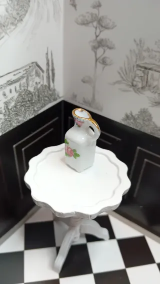Brocca in miniatura casa delle bambole
