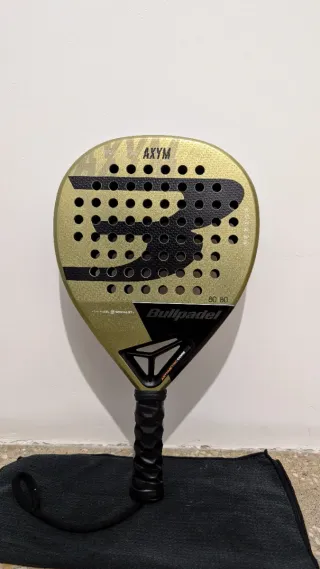 Pala Bullpadel AXYM DB23