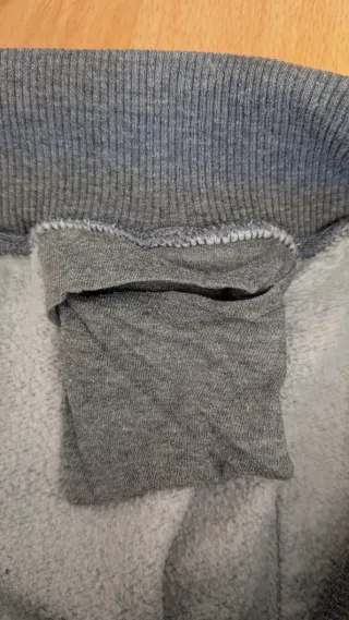 Pantalón deportivo Decathlon gris