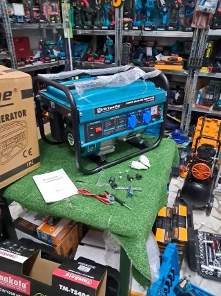 Generatore di corrente Victeche 3500W