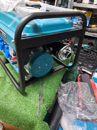 Generatore di corrente Victeche 3500W