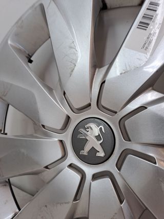 TAPACUBOS PEUGEOT 108