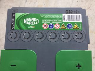 Batteria Magneti Marelli 12V spunto 330A 40Ah