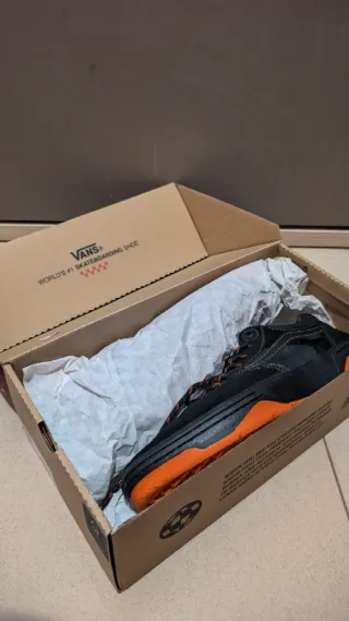Vans x Spitfire Rowan 2 (Negro/Rojo)