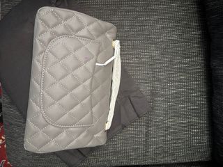 Bolso Chanel Gris Caviar Dorado