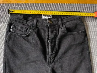 Pantalones vaqueros Bimba y Lola negros Talla M