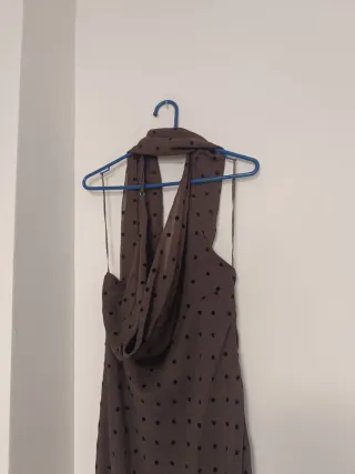 Vestido largo lunares foulard Zara