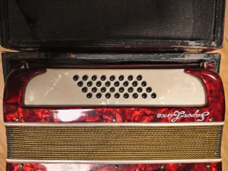 Acordeón Guerrini 32 bajos