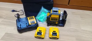 Nivel Láser + 2 Baterías