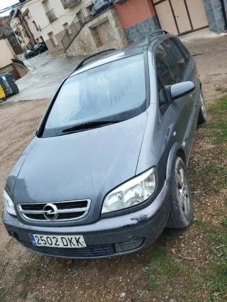 Opel Zafira 2004