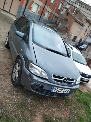 Opel Zafira 2004