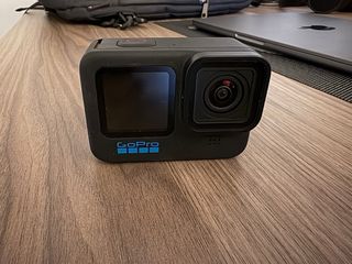 GoPro Hero 10 Black + Kit Accesorios