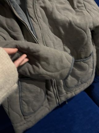 Chaqueta acolchada gris mujer