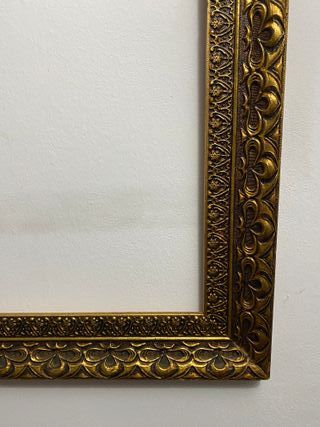 Marco antiguo madera tallada