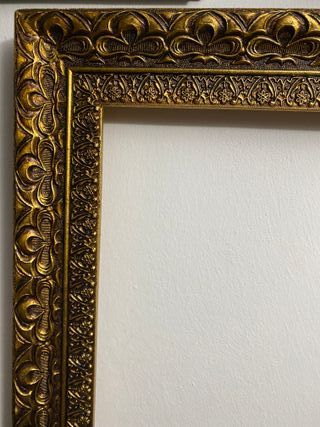 Marco antiguo madera tallada