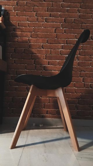Sillas Nórdicas Blancas, Negras y Madera