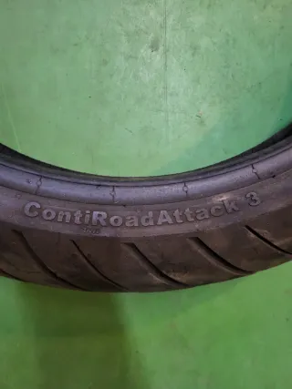 Neumático Continental ContiRoadAttack 3 Delantero