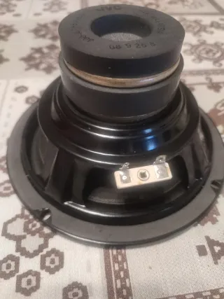 Altavoz subwoofer 80V a 6 h