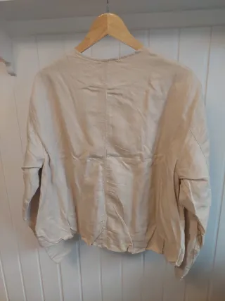 Cazadora bomber lino beige