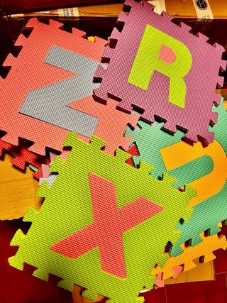 Alfombras Puzzle Letras y Números 36 Piezas