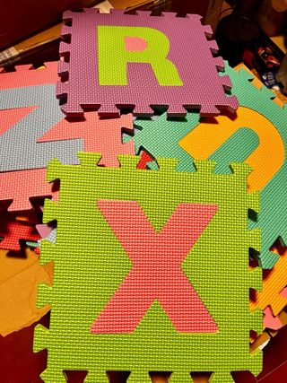 Alfombras Puzzle Letras y Números 36 Piezas