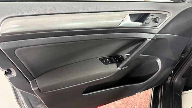 Volkswagen Golf Volkswagen Golf Edition 1.2 TSI 105cv BMT