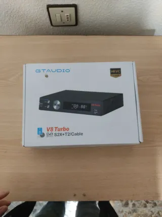 GTAUDIO V8 Turbo DVB S2X+T2/Cable