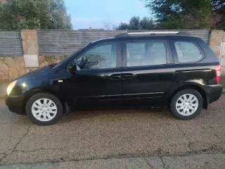 KIA Carnival 2010