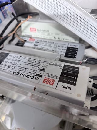 Fuente Alimentación Mean Well HLG-320H-12