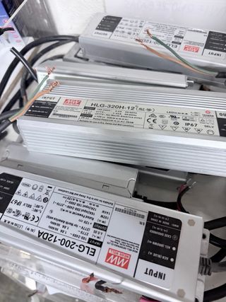 Fuente Alimentación Mean Well HLG-320H-12