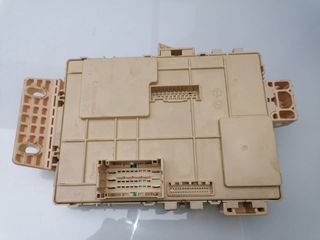 CAJA RELES / FUSIBLES KIA CEED (12)