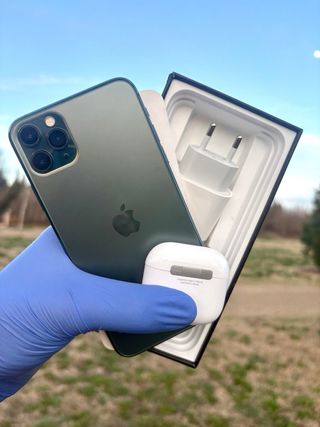 iPhone 11 Pro Max + Auriculares