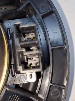 ALTAVOZ BMW SERIE 1 BERLINA (E81/E87) (4)