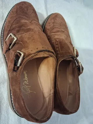 Zapatos de ante marrones