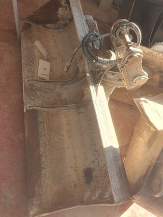 Retroexcavadora Caterpillar Mini