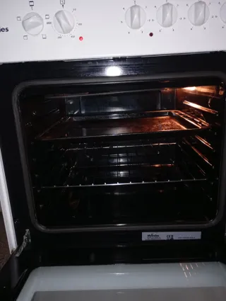 Cocina Eléctrica 60/60 con Horno