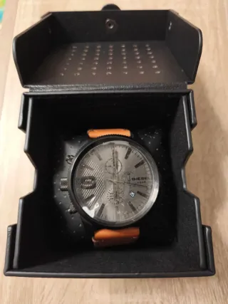 Reloj Diesel Negro y Marrón Nuevo