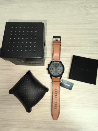 Reloj Diesel Negro y Marrón Nuevo