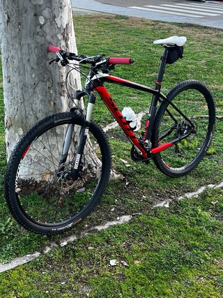 Scott Scale 935 Carbono 29” Talla L