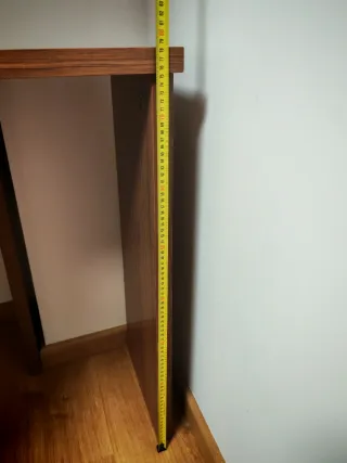 Escritorio a medida de madera