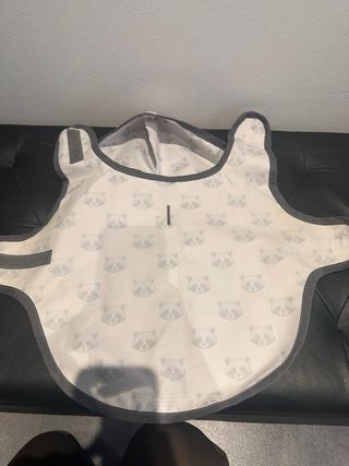 Chubasquero perro pequeño estampado mapache