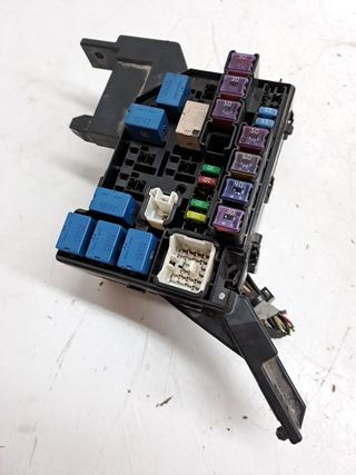 CAJA RELES / FUSIBLES SUZUKI SX4 (2)