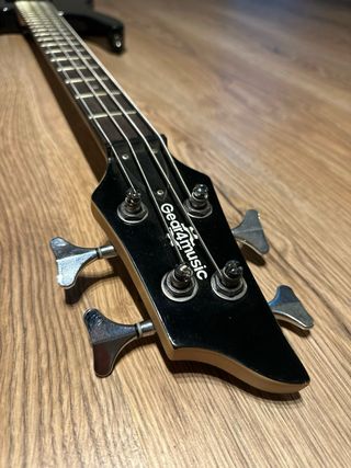 Bajo Eléctrico Negro GEAR4MUSIC