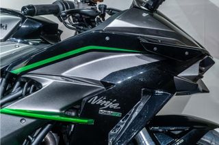 KAWASAKI Ninja H2 SX SE IMPECABLE * PUIG * 3 MALETAS *