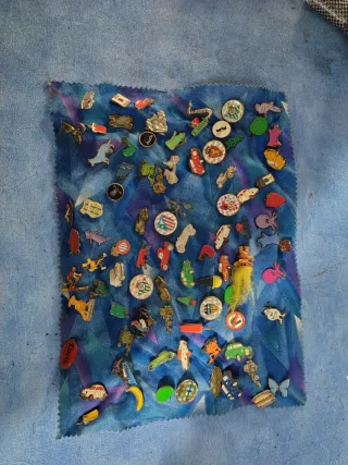 Colección de Pins Variados