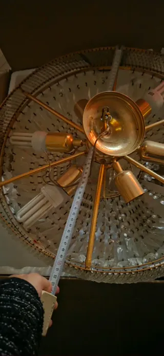 Lámparas de araña de cristal y de bronce