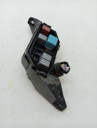 CAJA RELES / FUSIBLES TOYOTA C-HR (3)